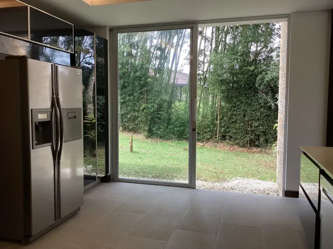 Casa de 4 alcobas en venta en Cabeceras De Llanogrande, Rionegro · foto 8 de 24