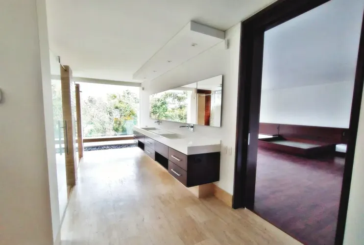 Casa de 4 alcobas en venta en Cabeceras De Llanogrande, Rionegro · foto 14 de 24