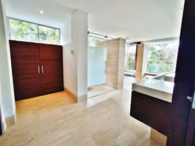 Casa de 4 alcobas en venta en Cabeceras De Llanogrande, Rionegro · foto 17 de 24