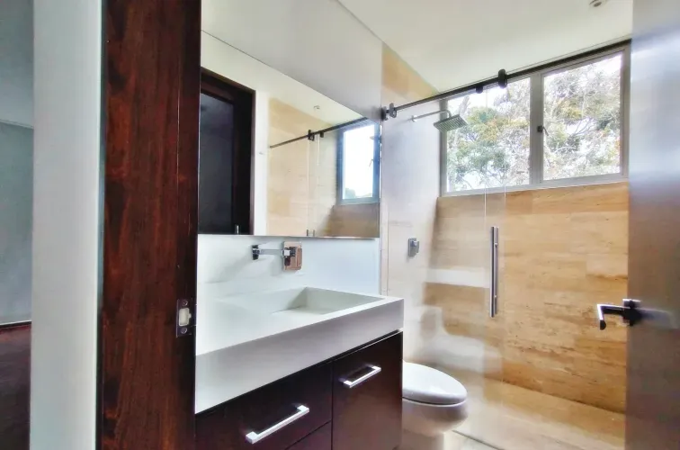 Casa de 4 alcobas en venta en Cabeceras De Llanogrande, Rionegro · foto 24 de 24