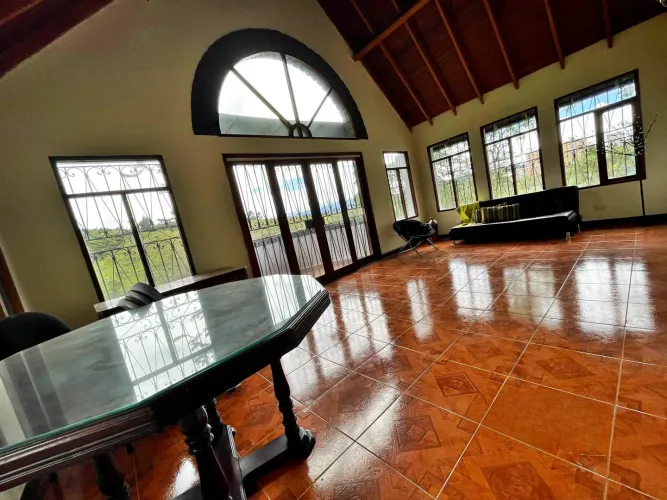 Casa de 5 alcobas en venta en Belen, Marinilla · foto 2 de 23