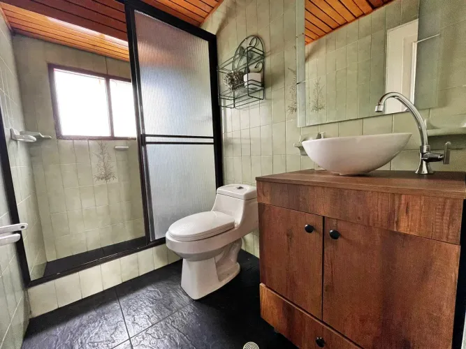 Casa de 5 alcobas en venta en Belen, Marinilla · foto 20 de 23