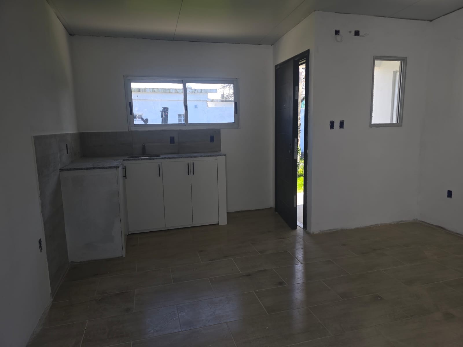 Alquiler Casa 1 Dormitorio a Estrenar en El Pinar, Giannattasio Lado Sur · Foto 6