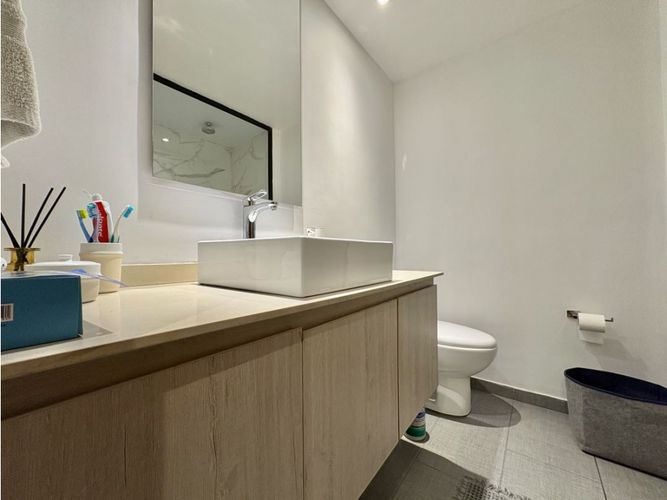 Apartamento de 3 alcobas en venta en Los Rosales, Bogotá, 145 m² · foto 14 de 20