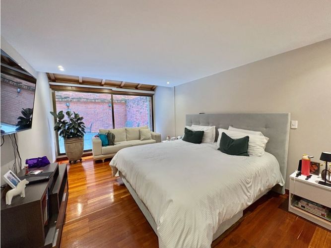 Apartamento de 3 alcobas en venta en Los Rosales, Bogotá, 145 m² · foto 17 de 20