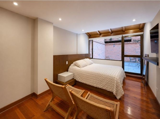 Apartamento de 3 alcobas en venta en Los Rosales, Bogotá, 145 m² · foto 20 de 20