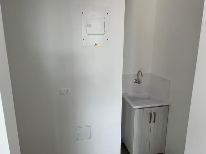 Apartamento de 2 alcobas en arriendo en El Poblado, Medellín, 88 m² · foto 15 de 24