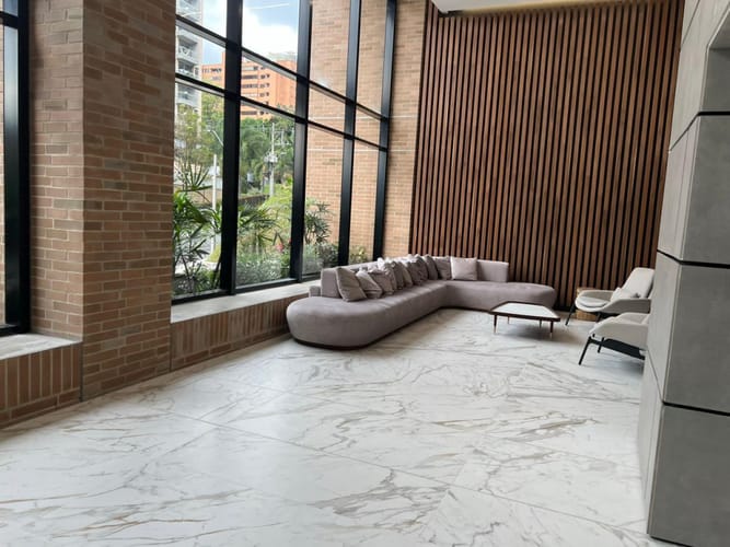 Apartamento de 2 alcobas en arriendo en El Poblado, Medellín, 88 m² · foto 23 de 24