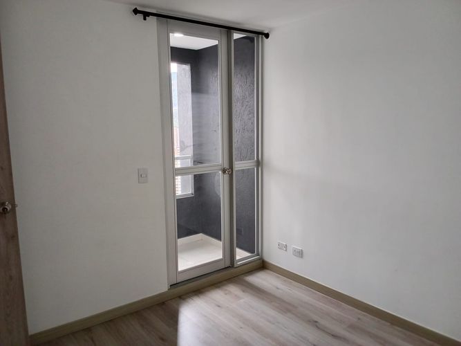 Apartamento de 3 alcobas en arriendo en Las Lomitas, Sabaneta, 70 m² · foto 4 de 7
