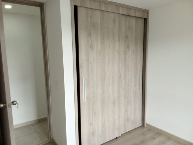 Apartamento de 3 alcobas en arriendo en Las Lomitas, Sabaneta, 70 m² · foto 6 de 7