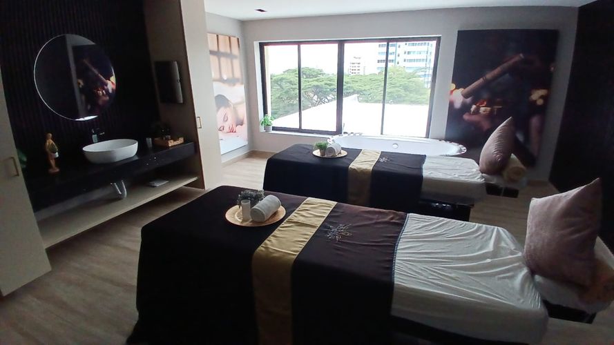 Casa de 9 alcobas en venta en Santa Monica, Cali · foto 7 de 24