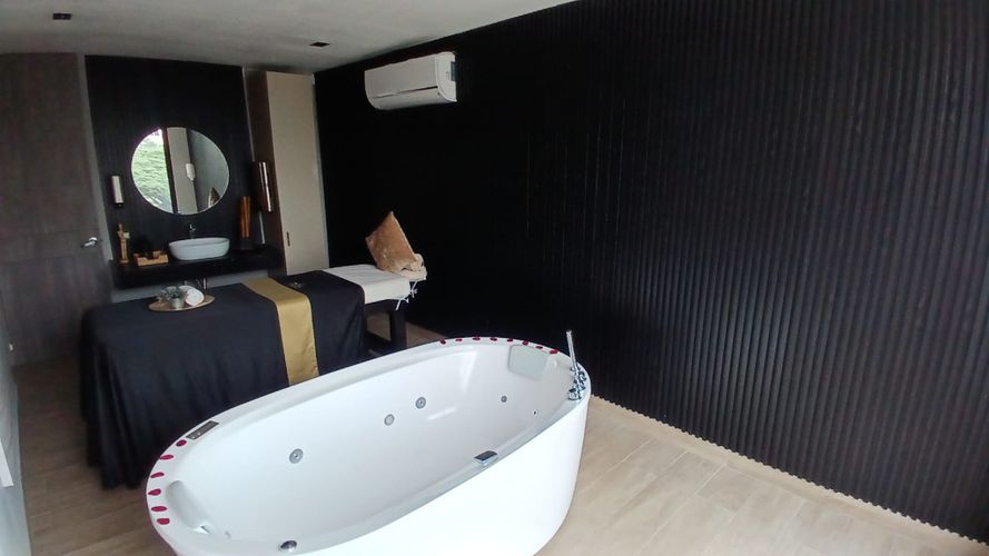 Casa de 9 alcobas en venta en Santa Monica, Cali · foto 15 de 24