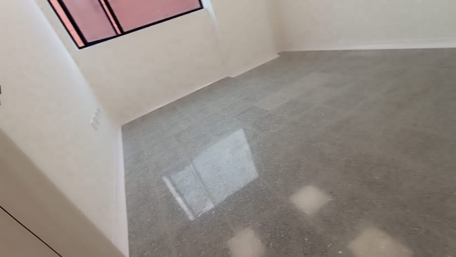 Local en arriendo en Los Colores, Medellín, 25 m² · foto 3 de 12
