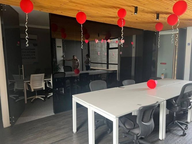 Oficina en venta en El Poblado, Medellín, 367 m² · foto 9 de 21
