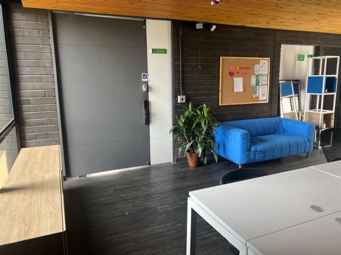 Oficina en venta en El Poblado, Medellín, 367 m² · foto 12 de 21