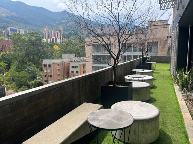 Oficina en venta en El Poblado, Medellín, 367 m² · foto 19 de 21