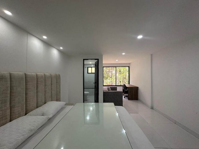 Apartamento de 3 alcobas en venta en El Poblado, Medellín, 320 m² · foto 15 de 19