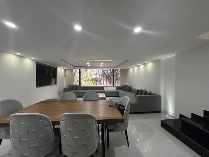 Apartamento de 3 alcobas en venta en El Poblado, Medellín, 320 m² · foto 7 de 19