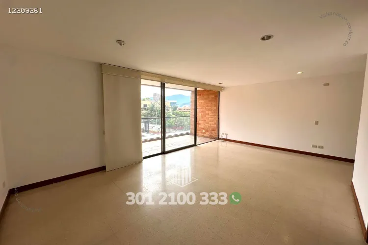Apartamento de 3 alcobas en arriendo en El Poblado, Medellín, 126 m² · foto 4 de 24