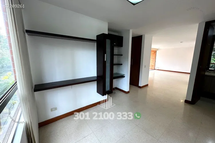 Apartamento de 3 alcobas en arriendo en El Poblado, Medellín, 126 m² · foto 11 de 24