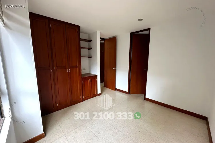 Apartamento de 3 alcobas en arriendo en El Poblado, Medellín, 126 m² · foto 22 de 24
