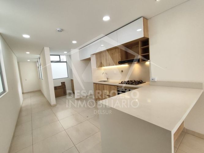 Apartamento de 3 alcobas en arriendo en Las Vegas, Envigado, 104 m² · foto 2 de 14