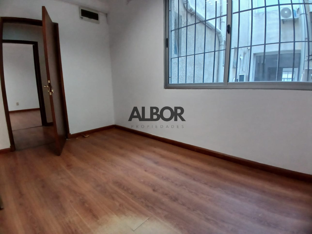 Oficina en Alquiler · Foto 7