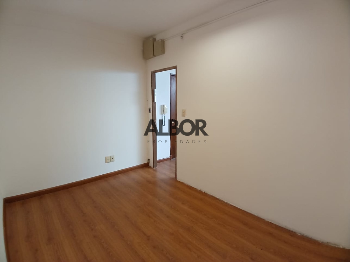 Oficina en Alquiler · Foto 8