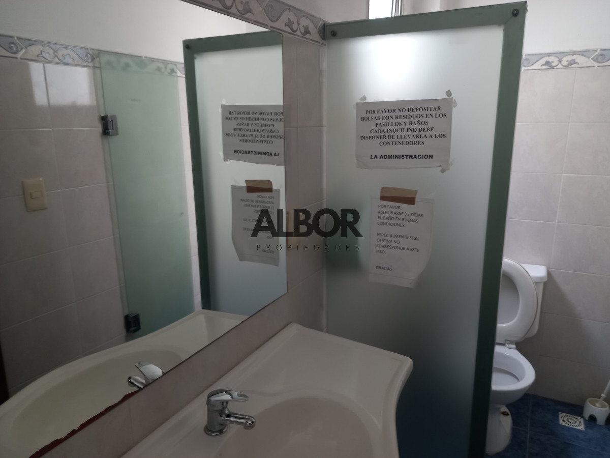 Oficina en Alquiler · Foto 11