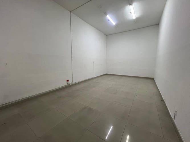 Local en arriendo en Sector Plaza De Bolivar, Pereira, 1128 m² · foto 3 de 15