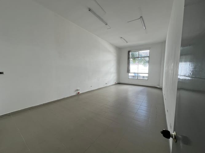 Local en arriendo en Sector Plaza De Bolivar, Pereira, 1128 m² · foto 6 de 15