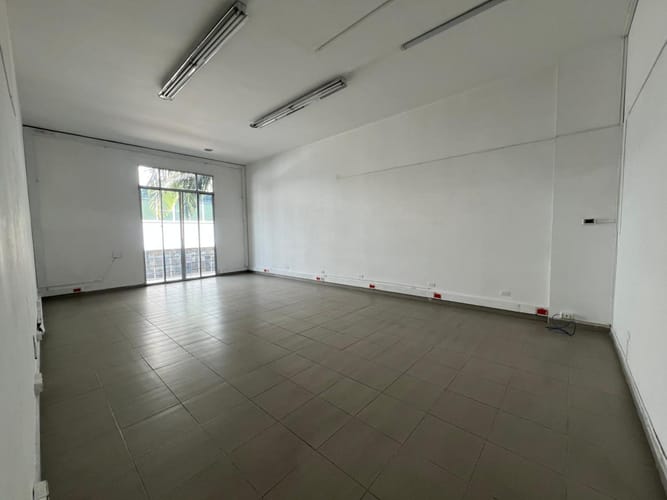 Local en arriendo en Sector Plaza De Bolivar, Pereira, 1128 m² · foto 7 de 15