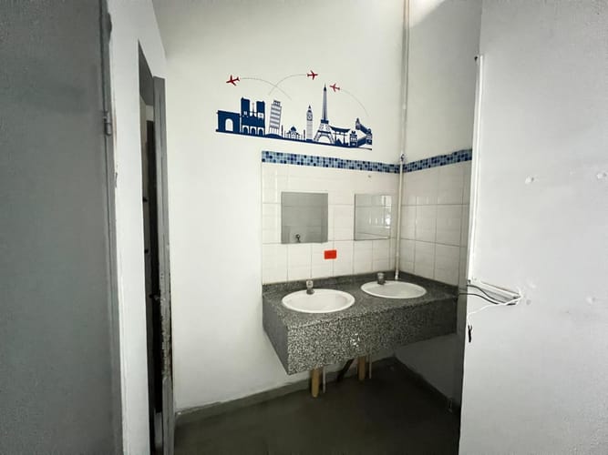 Local en arriendo en Sector Plaza De Bolivar, Pereira, 1128 m² · foto 12 de 15
