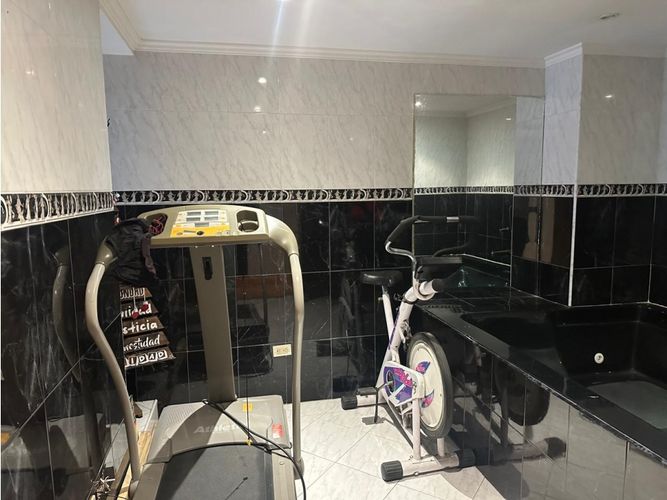 Casa de 4 alcobas en venta en Sotileza, Bogotá, 341 m² · foto 20 de 24