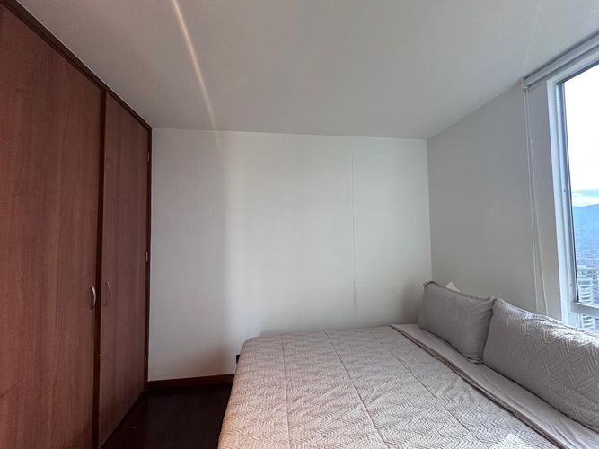 Apartamento de 2 alcobas en arriendo en El Poblado, Medellín, 106 m² · foto 14 de 17