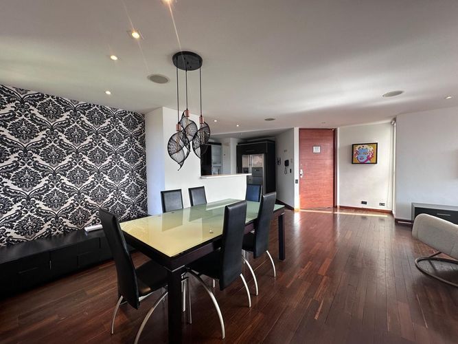Apartamento de 2 alcobas en arriendo en El Poblado, Medellín, 106 m² · foto 6 de 17