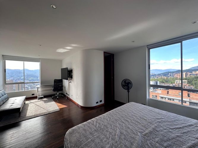 Apartamento de 2 alcobas en arriendo en El Poblado, Medellín, 106 m² · foto 15 de 17