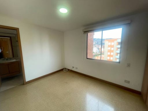 Apartamento de 3 alcobas en arriendo en Lorena, Medellín, 72 m² · foto 6 de 12