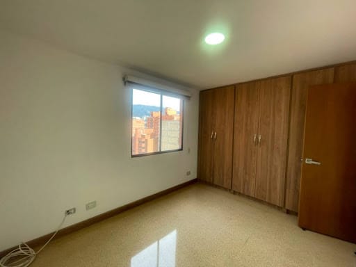Apartamento de 3 alcobas en arriendo en Lorena, Medellín, 72 m² · foto 7 de 12