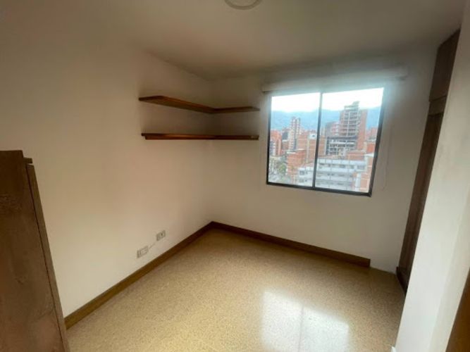 Apartamento de 3 alcobas en arriendo en Lorena, Medellín, 72 m² · foto 10 de 12