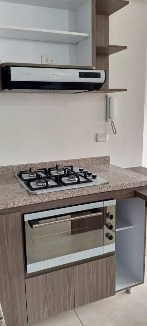 Apartamento de 3 alcobas en arriendo en La Prosperidad, Madrid, 56 m² · foto 10 de 18