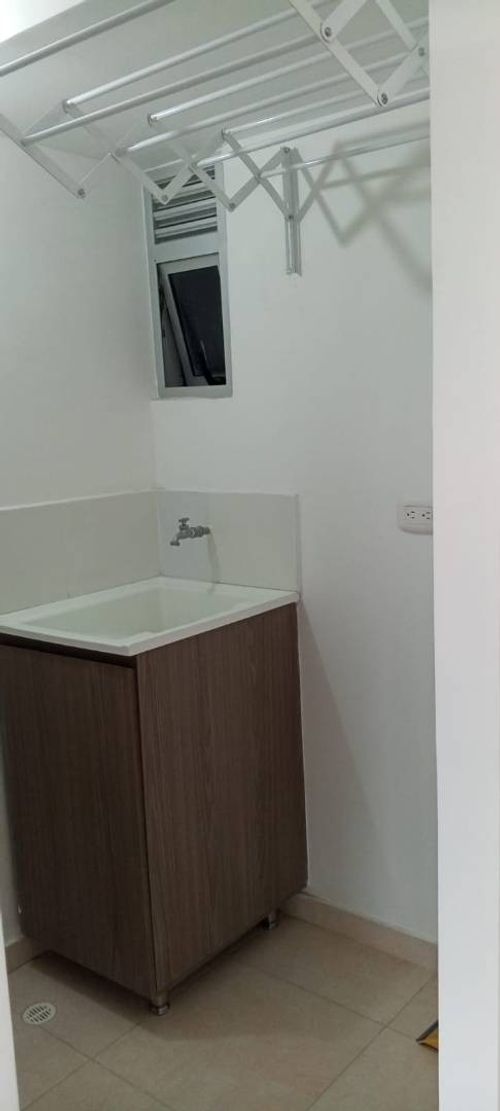 Apartamento de 3 alcobas en arriendo en La Prosperidad, Madrid, 56 m² · foto 18 de 18