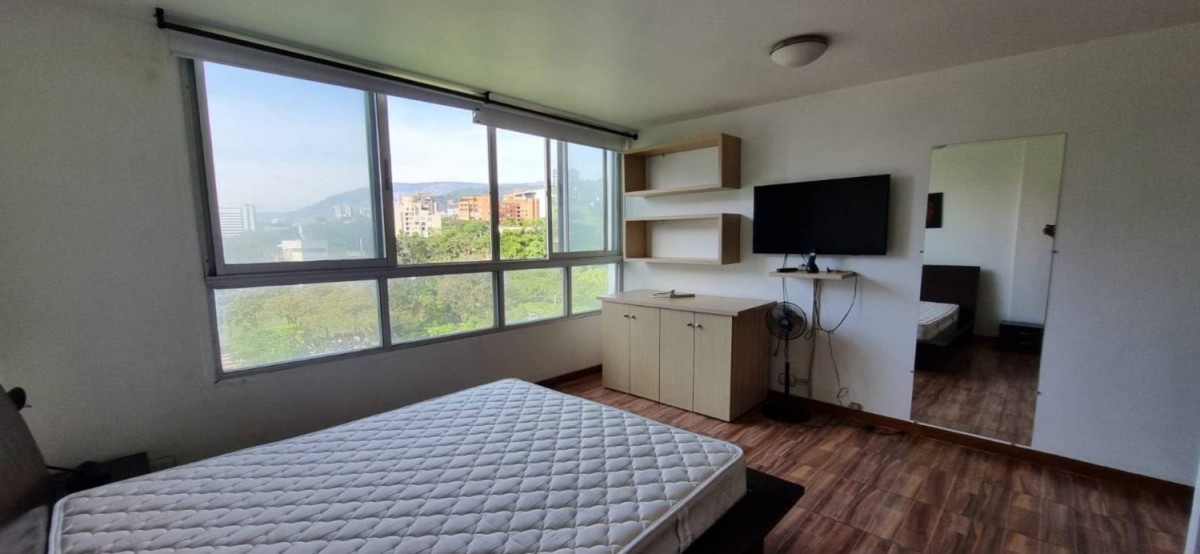 Apartamento en venta en La Aguacatala, Medellín · foto 9 de 11