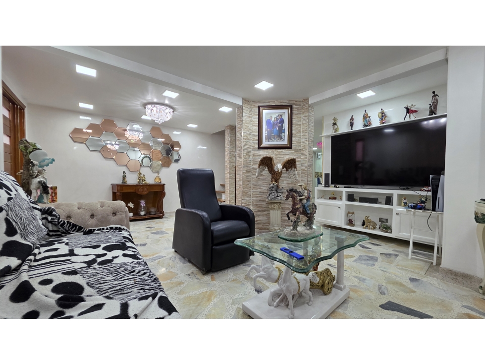 Casa en venta en Villa Del Prado, Bogotá · foto 15 de 24