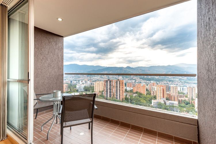 Apartamento de 1 alcoba en arriendo en Los Balsos, Medellín, 60 m² · foto 6 de 21