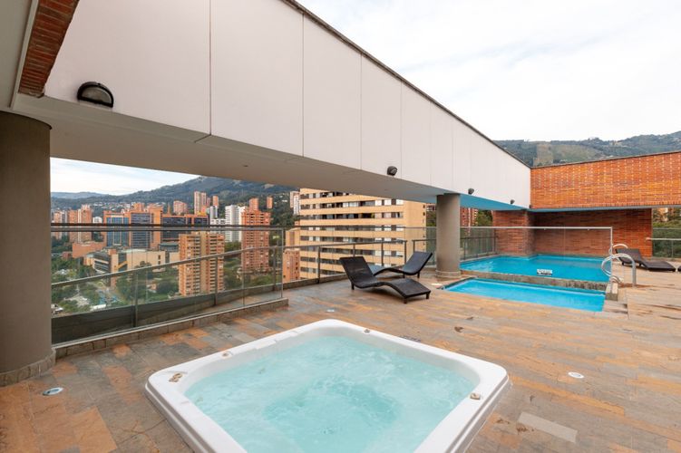 Apartamento de 1 alcoba en arriendo en Los Balsos, Medellín, 60 m² · foto 18 de 21