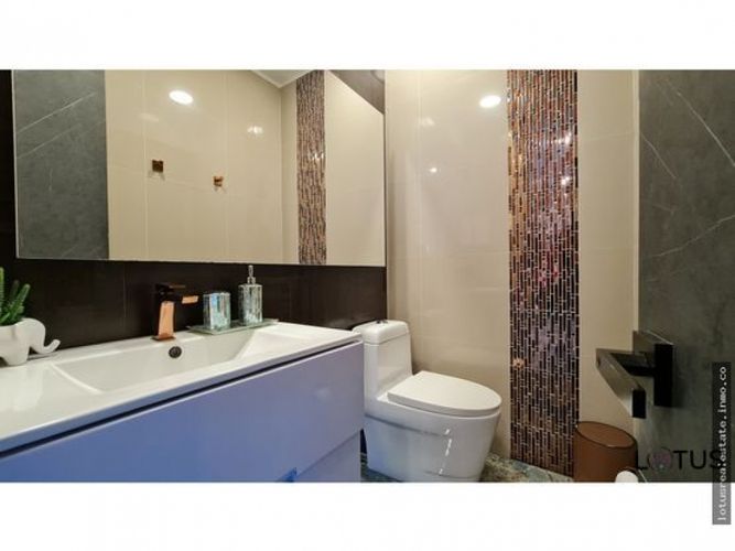 Casa de 6 alcobas en venta en San Jose De Bavaria, Bogotá, 778 m² · foto 17 de 24