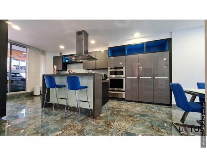 Casa de 6 alcobas en venta en San Jose De Bavaria, Bogotá, 778 m² · foto 19 de 24
