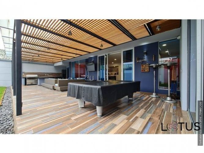 Casa de 6 alcobas en venta en San Jose De Bavaria, Bogotá, 778 m² · foto 20 de 24