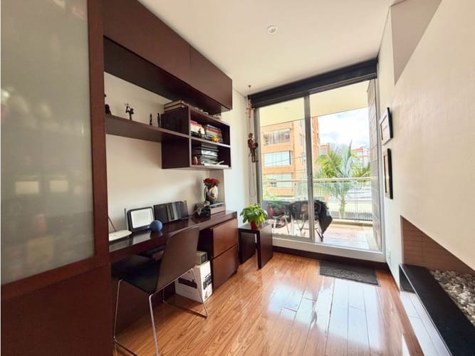 Apartamento de 3 alcobas en venta en Chicó Navarra, Bogotá, 260 m² · foto 9 de 15